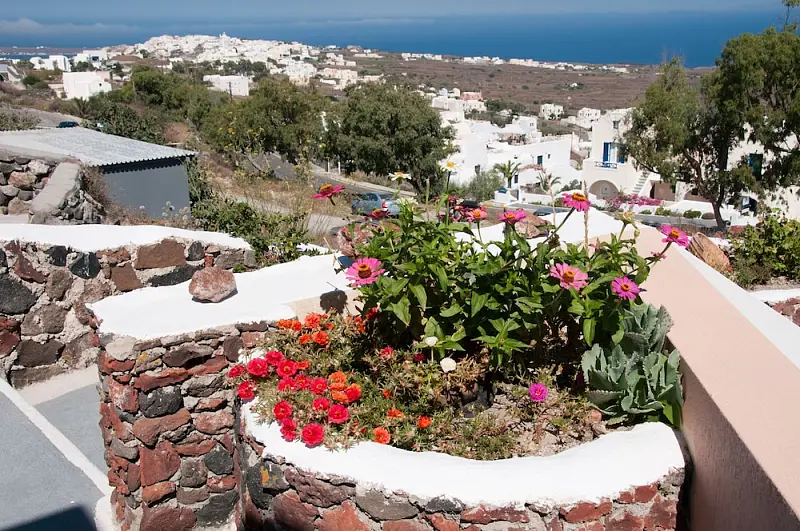 Alonistra Oia Houses