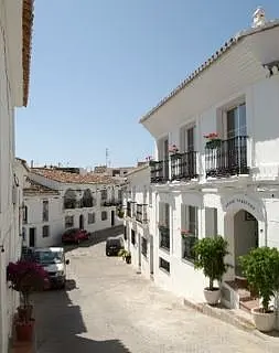 Apartamentos La Fonda