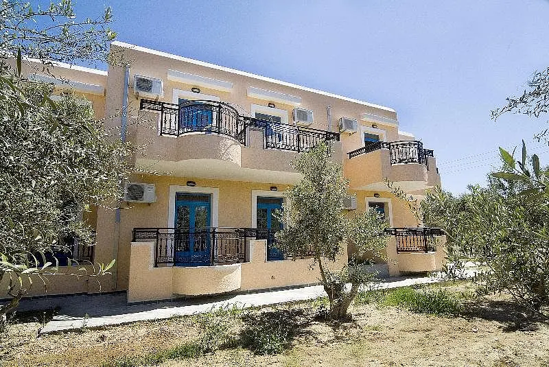 Chrysoula Hotel & Apartments