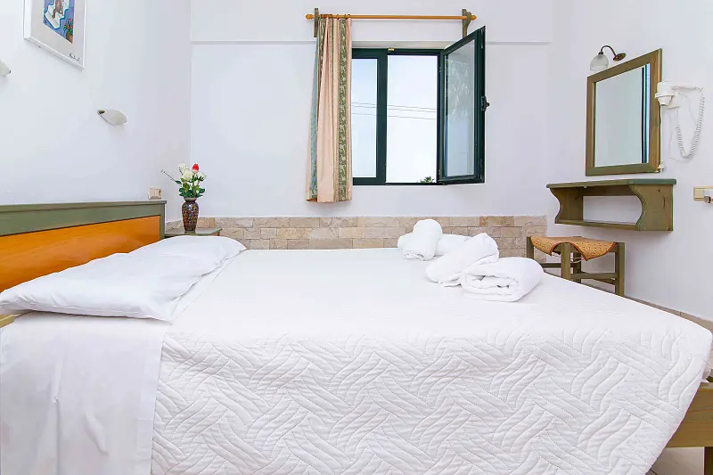 Dionysos Hotel Apartments & Studios