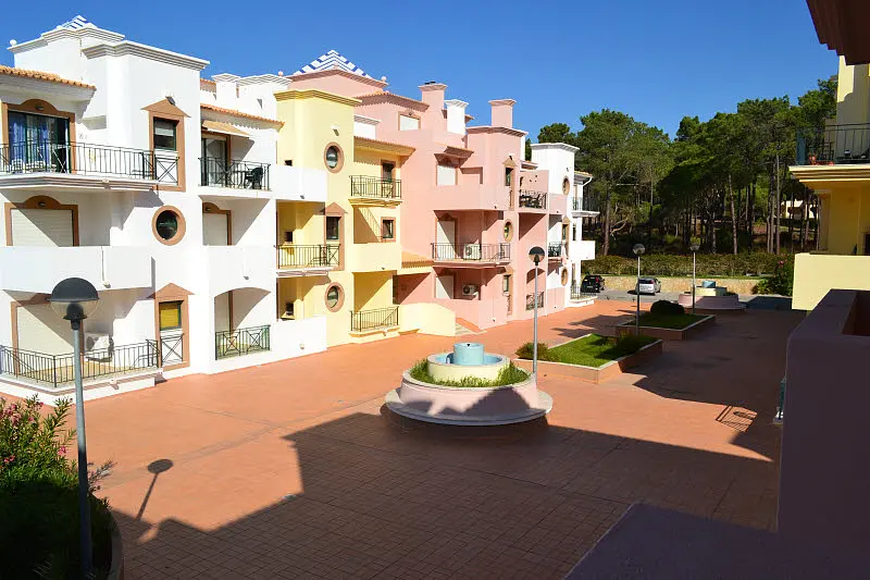 Eden Village Apartamentos