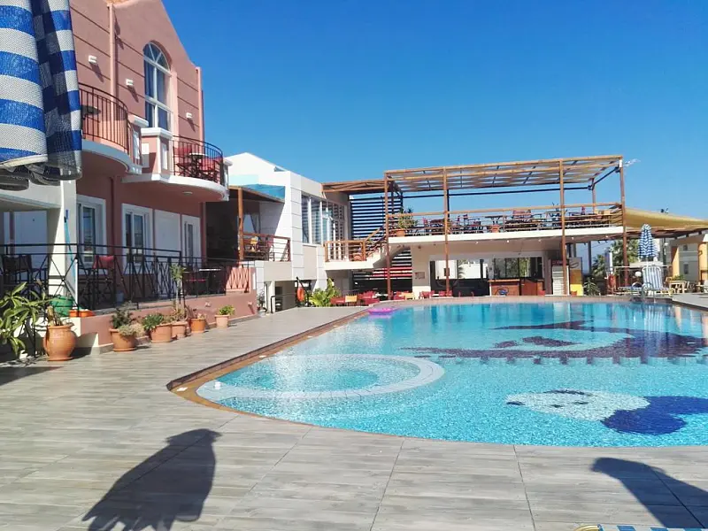 EPIS HOTEL APARTMENTS