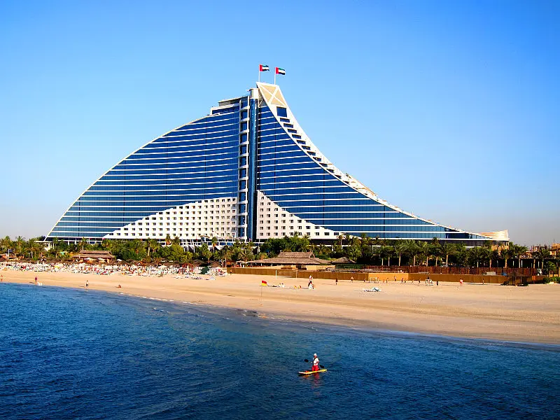 JUMEIRAH BEACH HOTEL