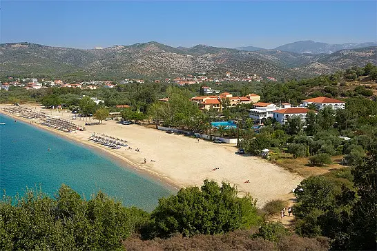 KAMARI BEACH THASSOS