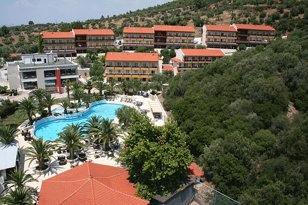 LAGOMANDRA HOTEL&SPA