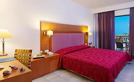 LOUIS ASTERION SUITES & SPA