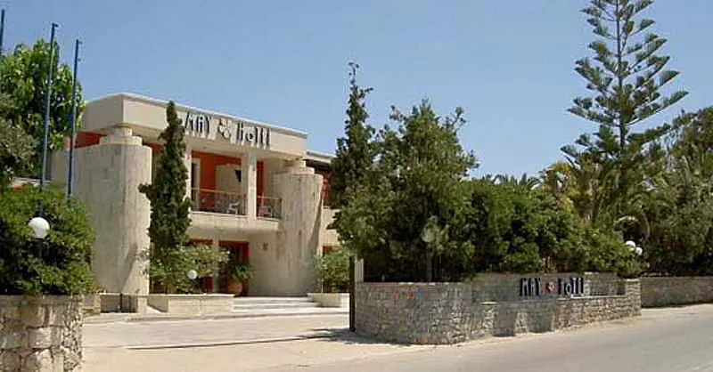 May Beach Hotel