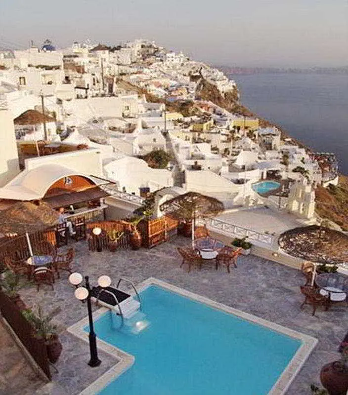 Nomikos Villas