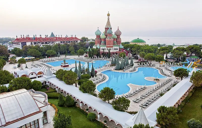 WOW KREMLIN PALACE