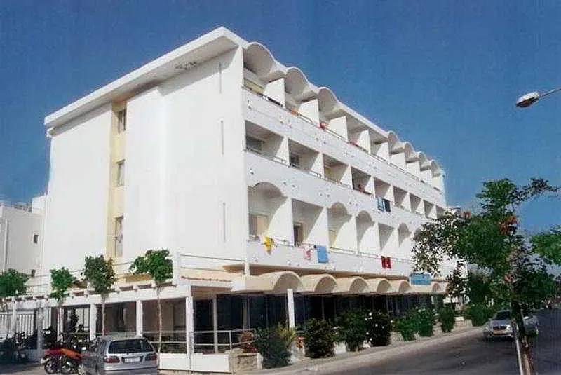 Zephyros Hotel