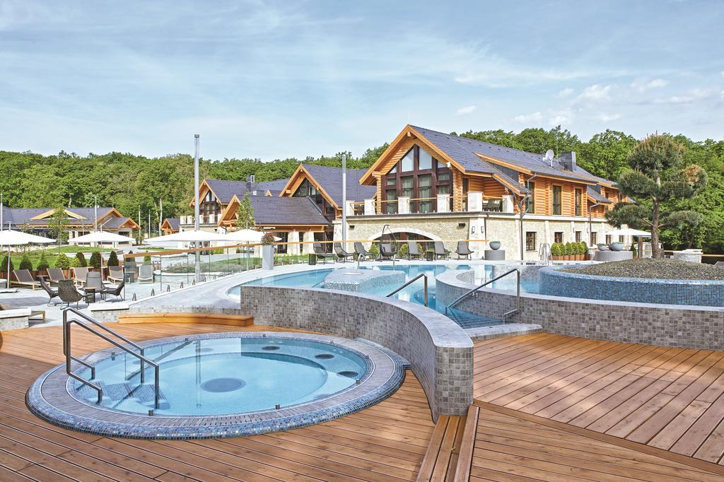 AVALON RESORT & SPA 4*